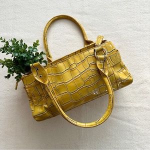 Black Label-  by Daliva Faux Crocodile Shoulder Bag